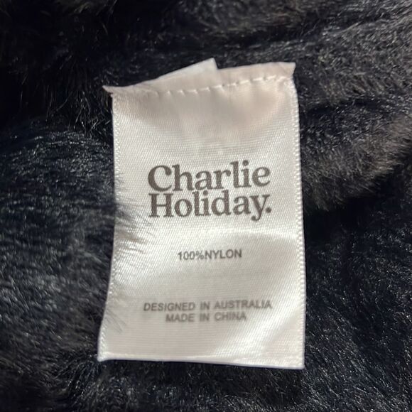 Charlie Holiday Lenny knitted cardigan and crop top set in black New With Tags - Picture 11 of 13